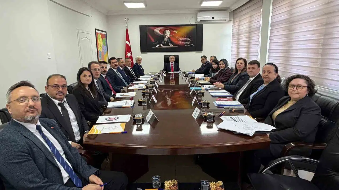 Vali Turan'dan sosyal yardımda  hız ve kalite  vurgusu: İhtiyaç sahiplerine ulaşmak önceliğimiz