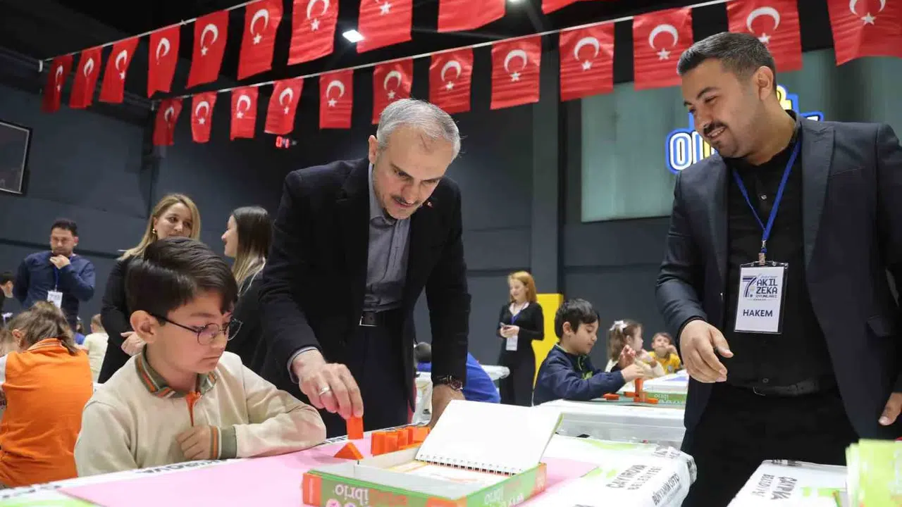 Çayırova’nın minik dehaları hamlelerini şampiyonluk için yapıyor