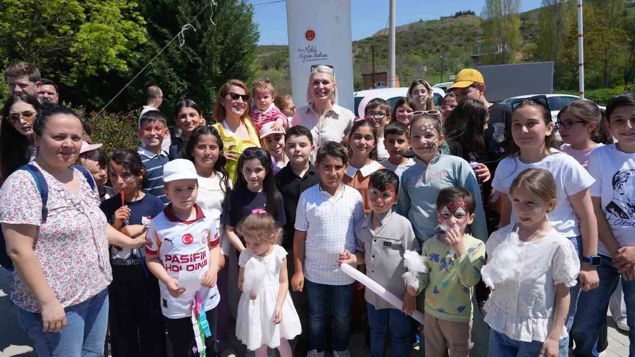 Bilecik’te çocukların bayramı: 5 bin minik Vadipark’ta unutulmaz bir gün yaşadı