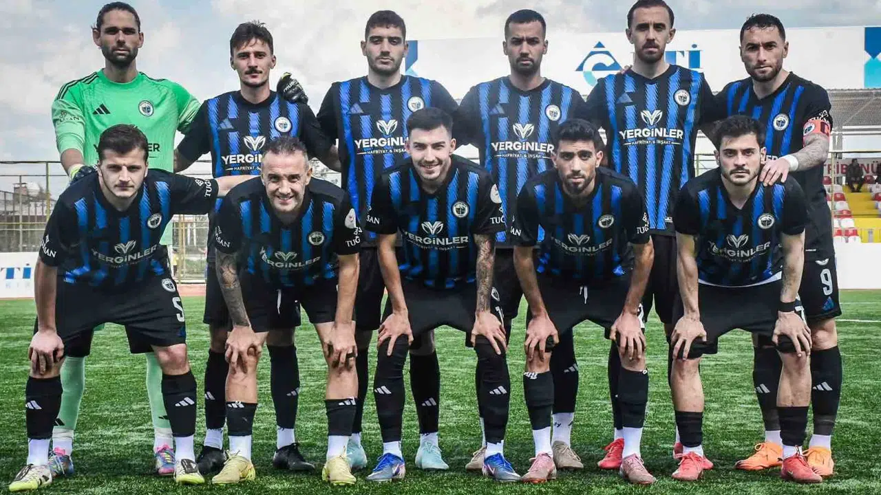 Kayseri'de nefesler tutuldu: Erciyes 38 FK adını bir üst tura yazdırmak için sahaya çıkıyor