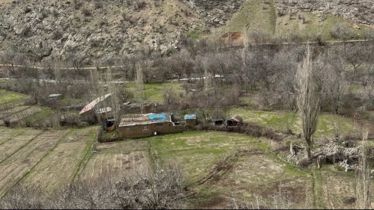 Şehirde tüketici olmaktan yoruldular: Cevizli köyü sakinleri toprağa dönmek için yol bekliyor