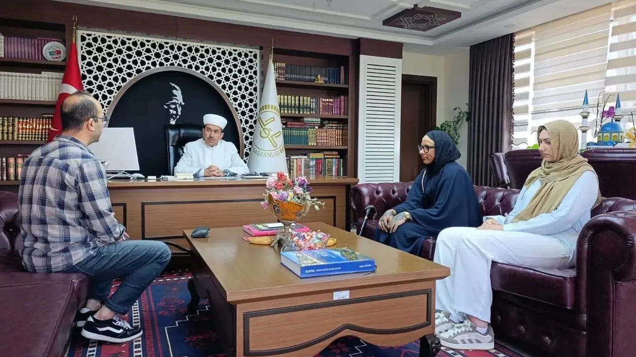 Almanya’dan Alanya’ya uzanan manevi yolculuk: Beınroth Schneıders İslamiyet’i seçti