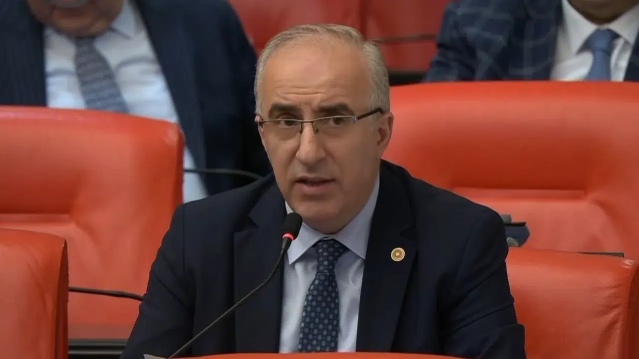 8 yılda bitmeyen havalimanı TBMM yolunda: Bölge halkının sabrı taştı