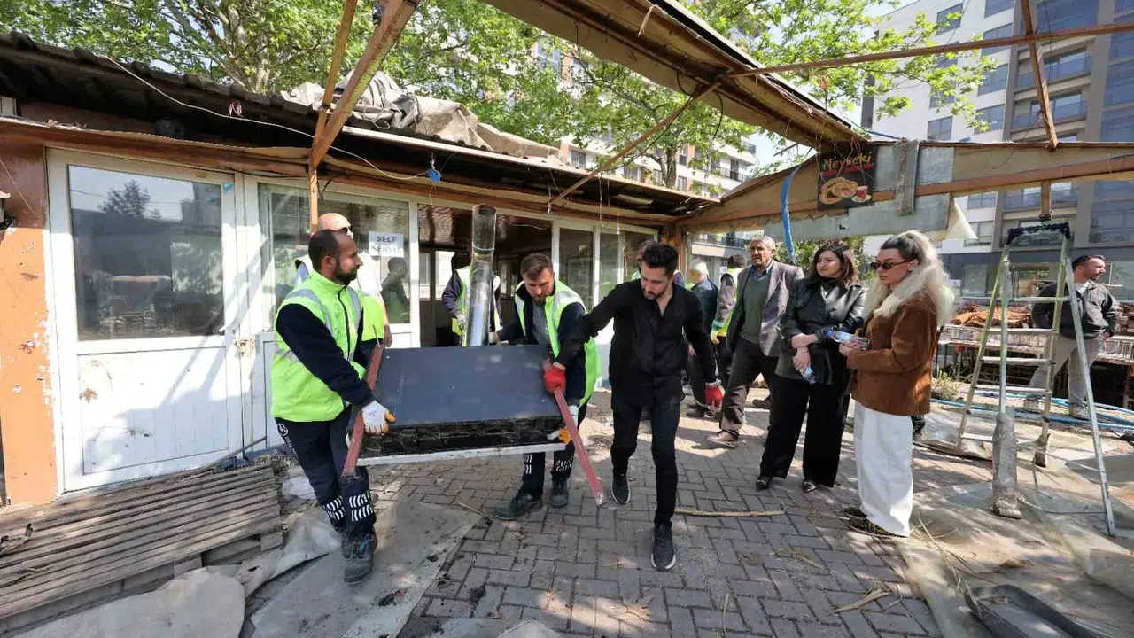 Yıllardır süren işgal sona erdi: 1050 Konutlar'da yeşil alan yeniden halkın oldu