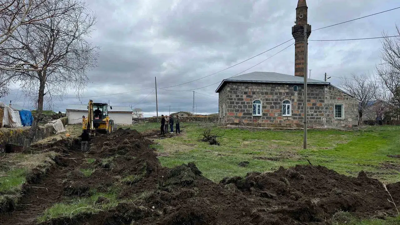 Küçük Asya’nın kumbarasından çıkan büyük yürek: Kars’ta taziye evi için seferberlik