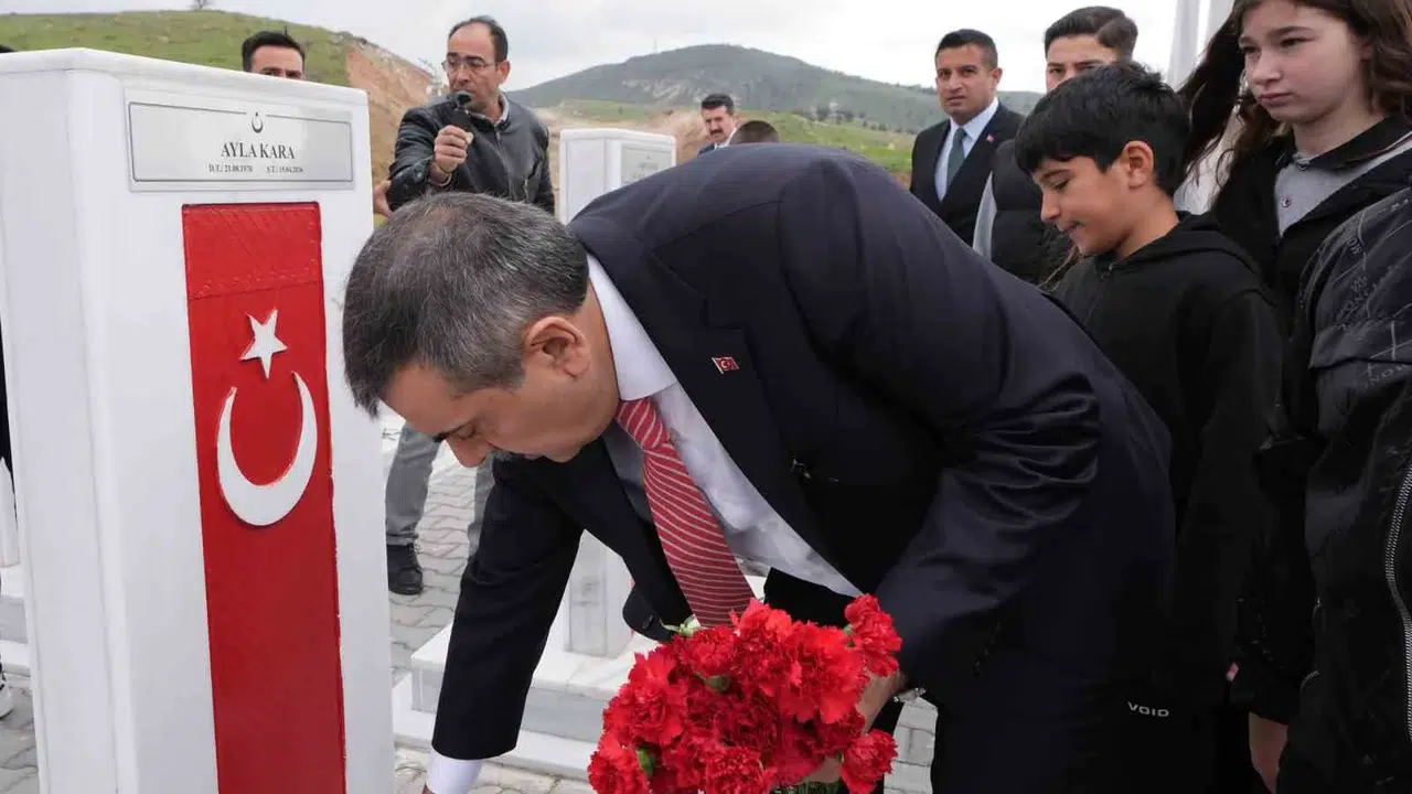 Okullara yönelik saldırılara Bakan Tekin'den net mesaj: Güvenlik güçleri sahaya iniyor