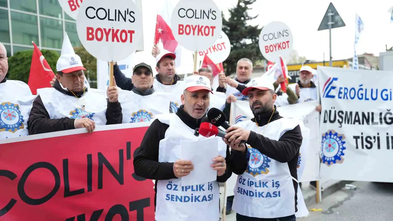 Colins’te grev ateşi yakıldı: İşçiler hakları için üretimi durdurdu