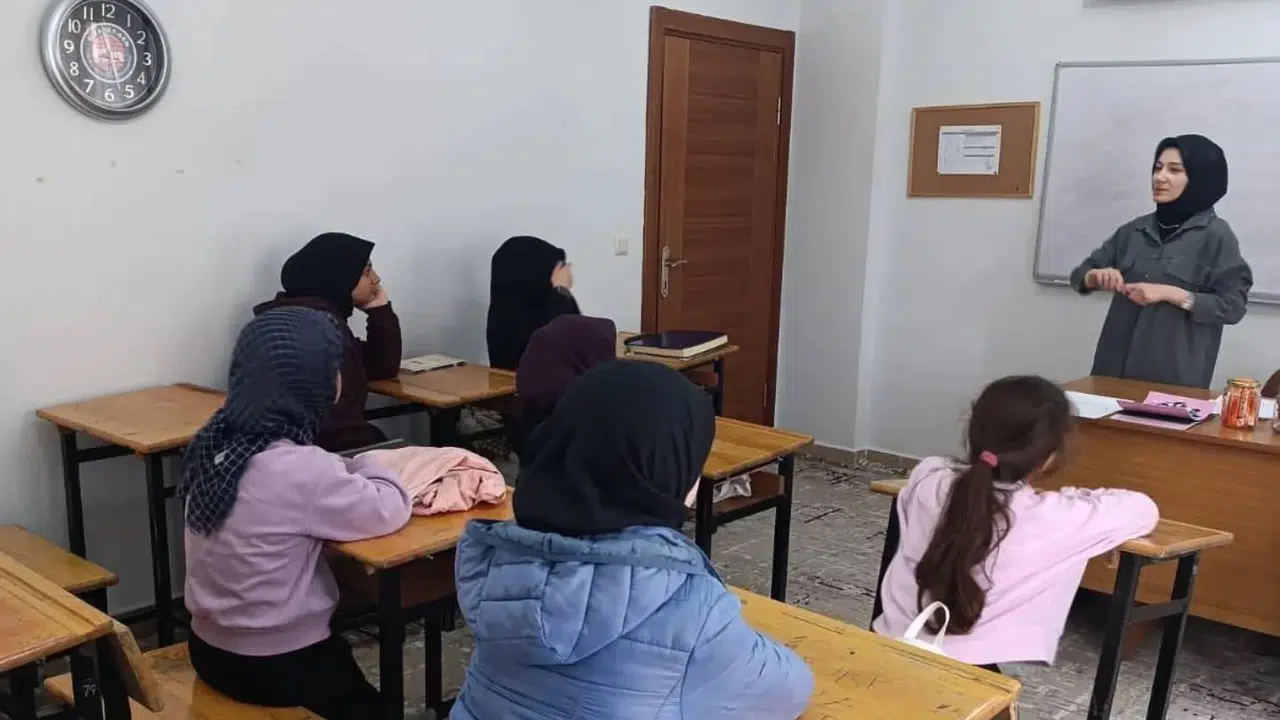 Bayburt’ta geleceğin teminatı olan çocuklara manevi rehberlik: Güzel ahlak ve şükür bilinci aşılandı