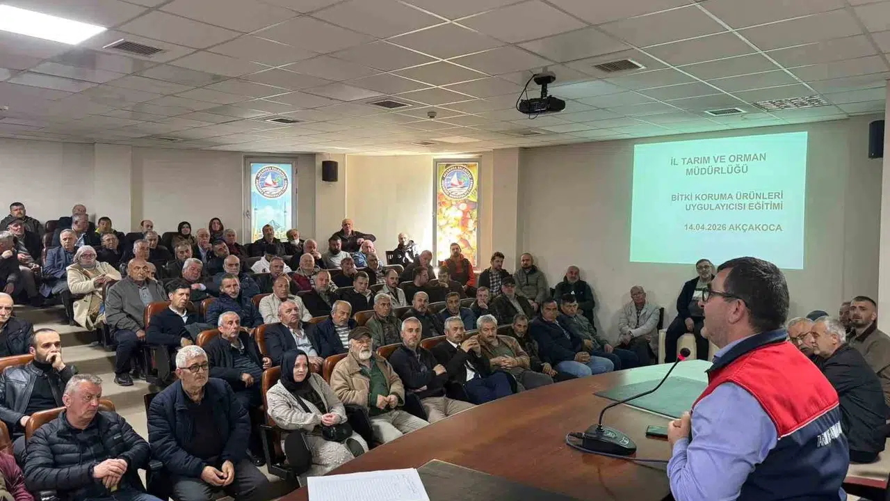 Tarlada bilinçli dönem: Akçakoca’da üreticilere kritik eğitim
