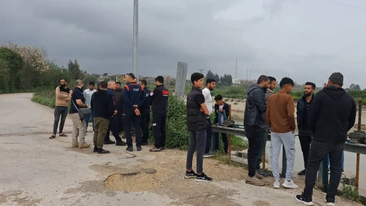 Adana'da yürek yakan bekleyiş: Sulama kanalına giren gençten haber alınamıyor