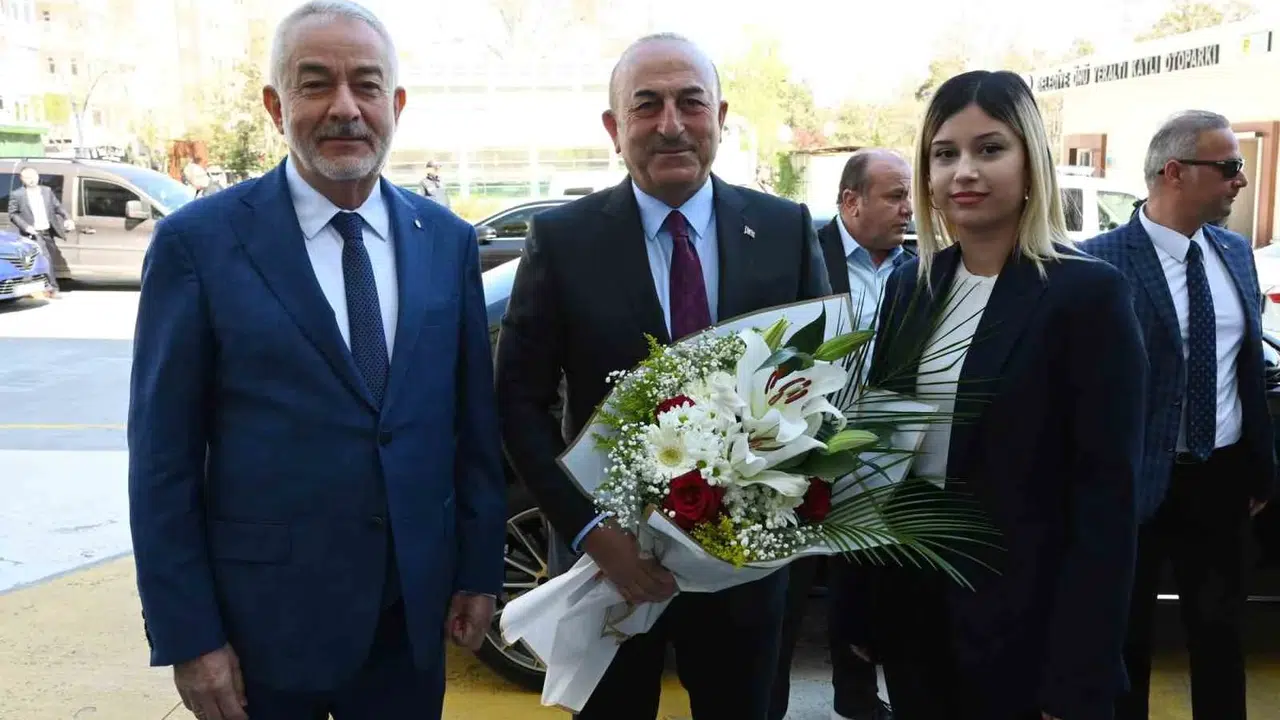 Mevlüt Çavuşoğlu'ndan küresel sistem eleştirisi: Eski yapılar artık çözüm üretemiyor