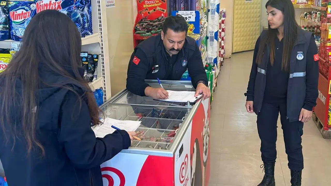Erzincan’da marketlere şok baskın: 4 işletmeye ağır yaptırım