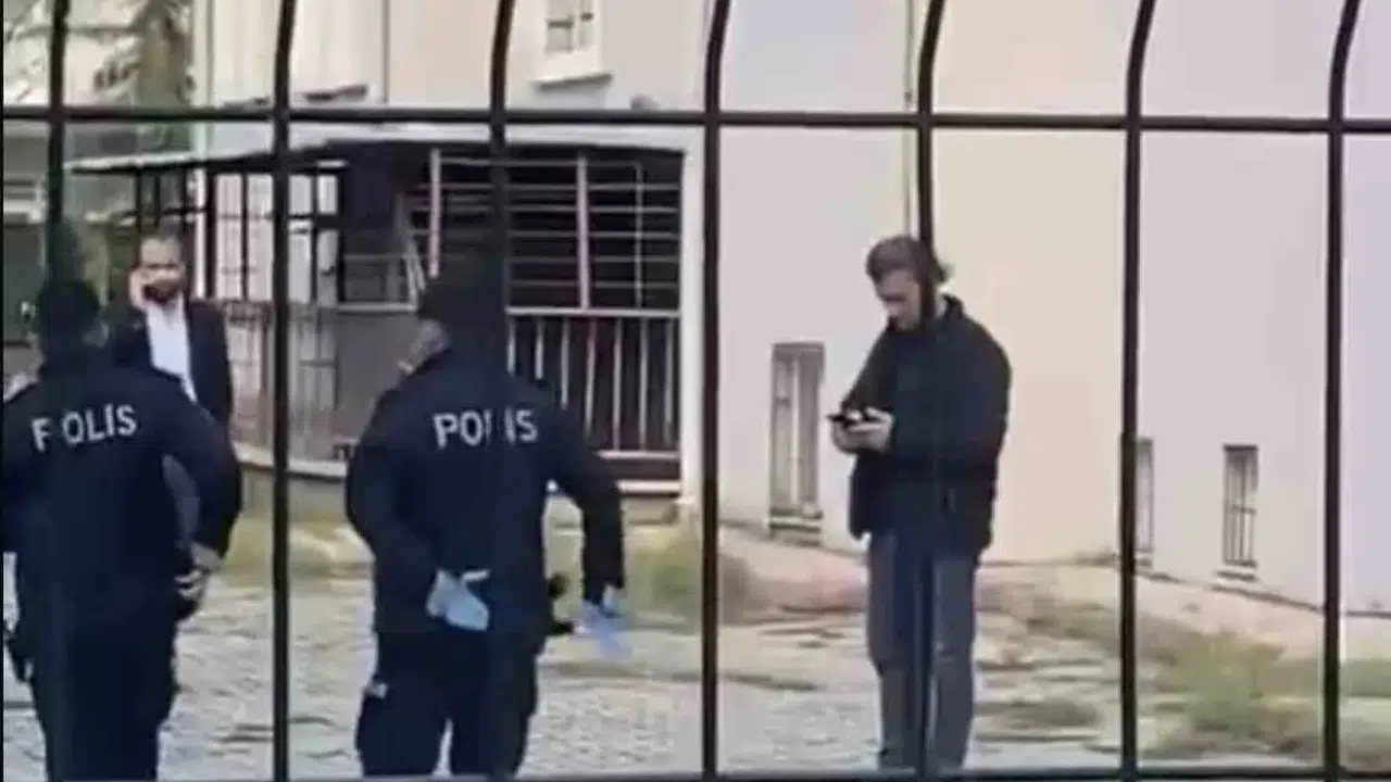 Polisten kaçarken dehşet saçtı: Okul bahçesine bıraktığı silahı müdür fark etti
