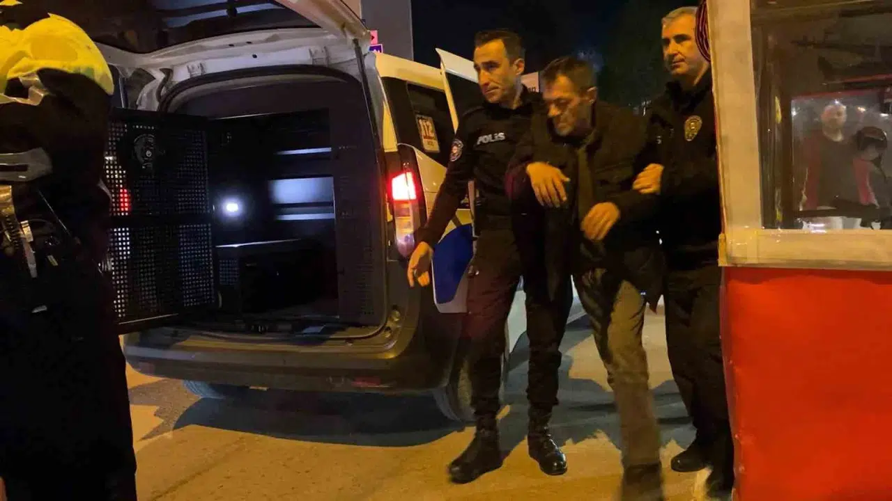 Galibiyet kutlaması pahalıya patladı: Alkollü sürücüye 92 bin 500 liralık fatura