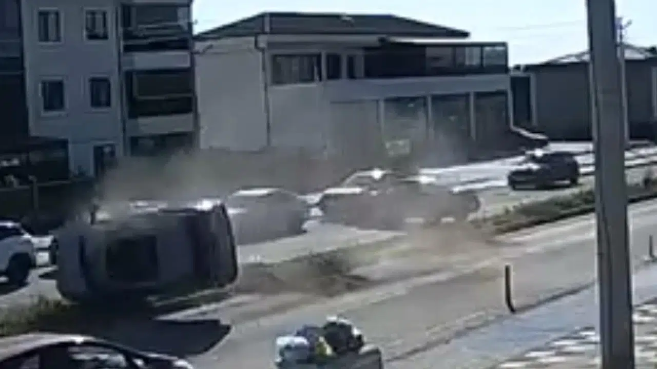 Tekirdağ’da dehşet anları: Park halindeki araçla çarpışan SUV 25 metre takla attı