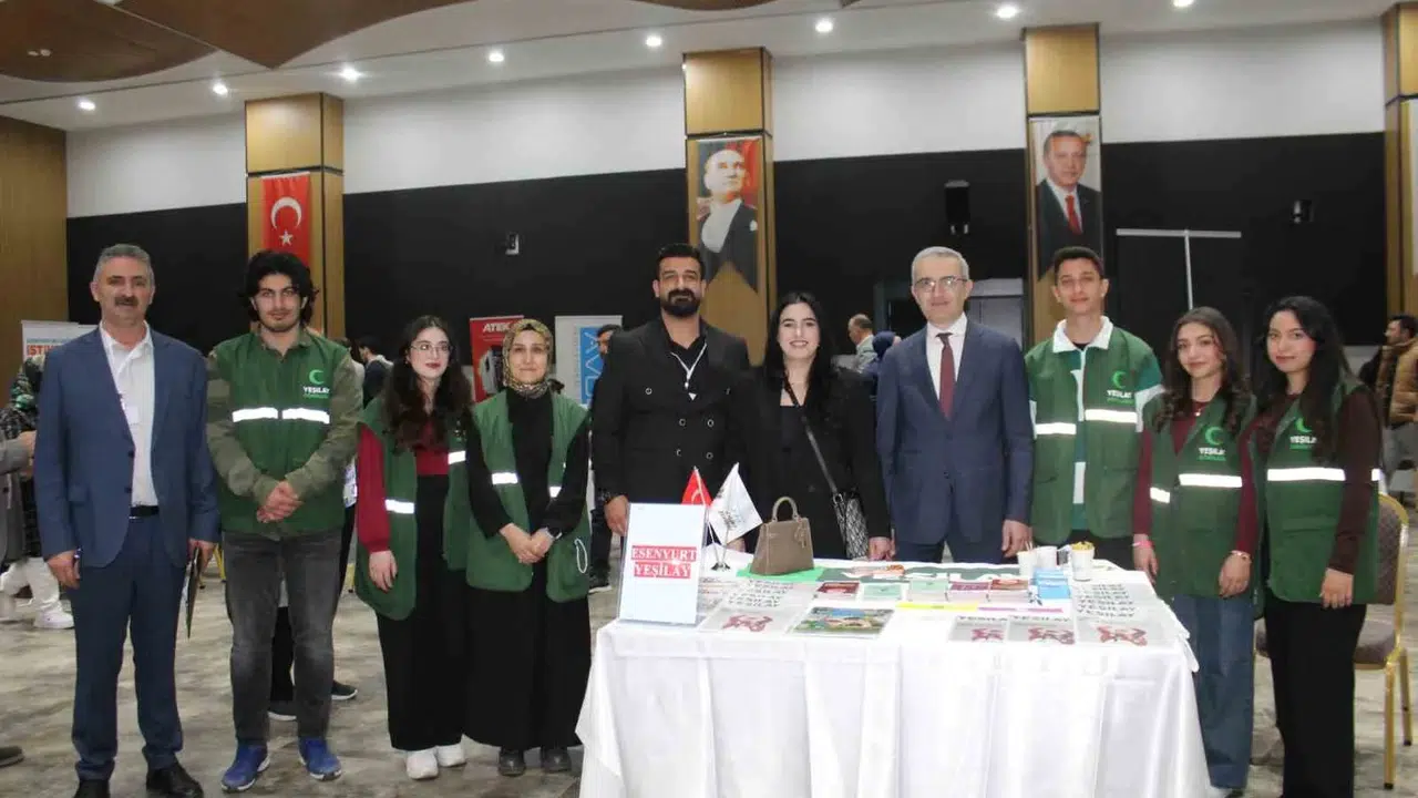 Esenyurt’ta iş arayanlar için dev buluşma: 50 firma kapılarını açtı