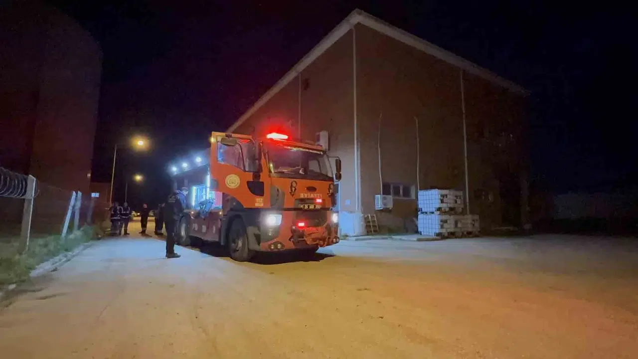 Eskişehir’de paniğe neden olan yangın: Su arıtma tesisinde alevler kısa sürede kontrol altına alındı