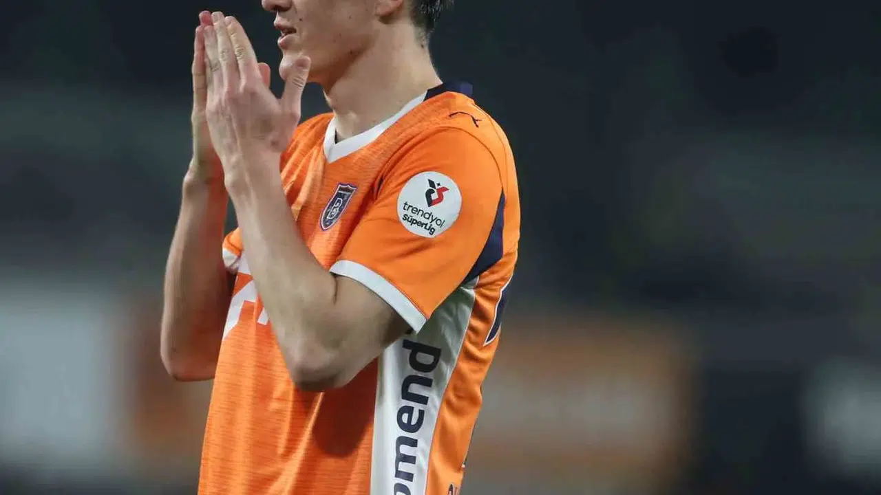 Başakşehir'in gol makinesi durdurulamıyor: Shomurodov'dan kariyer zirvesi