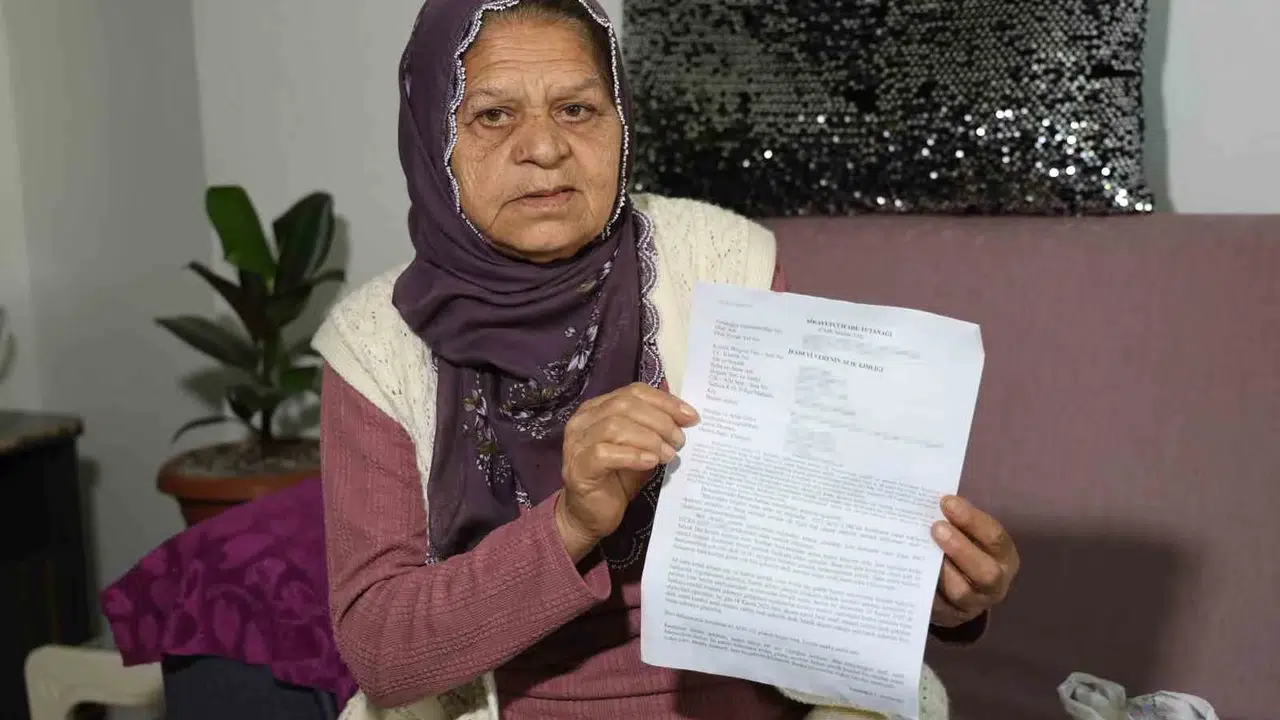 Kiracısına güvenmenin bedelini ağır ödedi: Maaşını çekmesi için kartını verdi, 500 bin liralık borçla baş başa kaldı