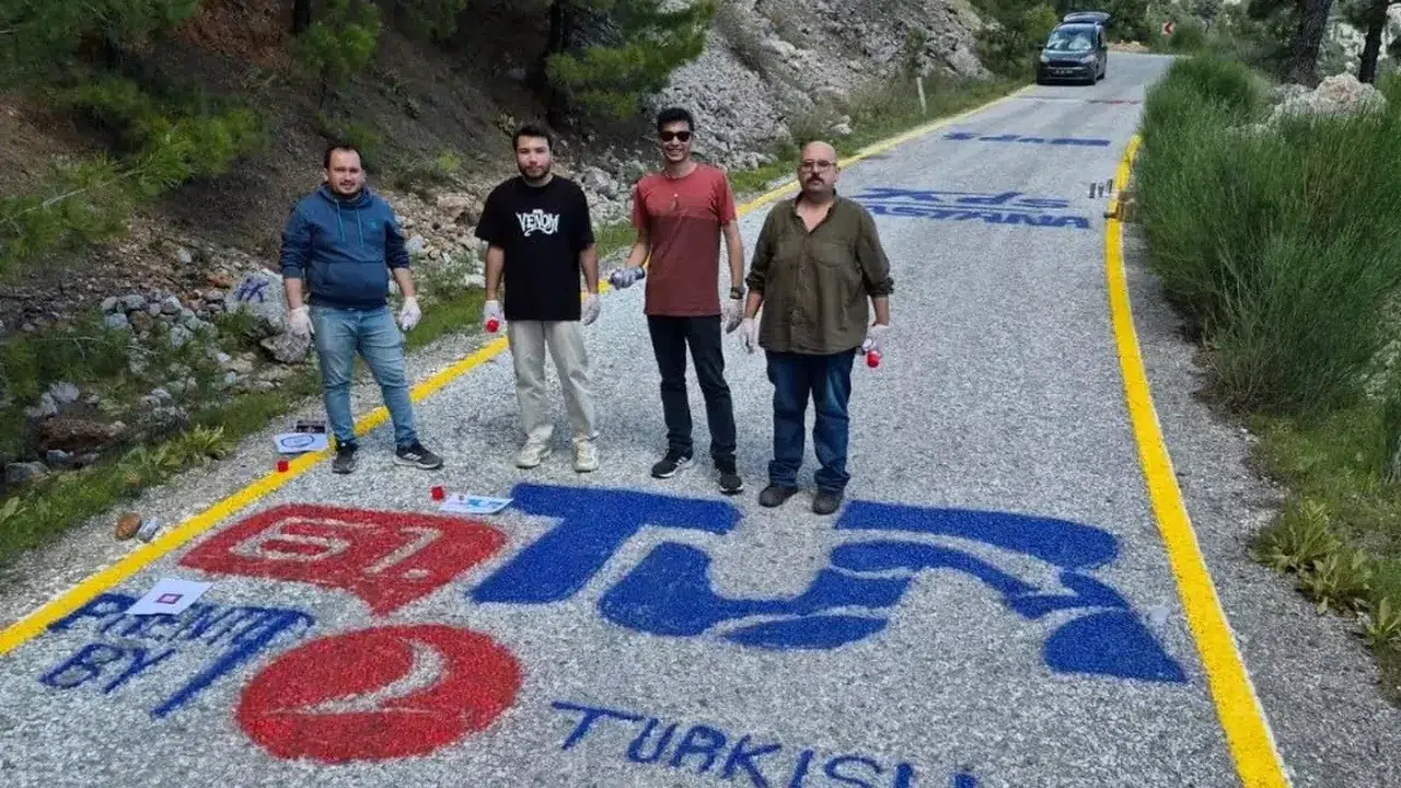 Menteşe'de dev organizasyon öncesi sanat rüzgarı: Kıran mevkiine dev tuval