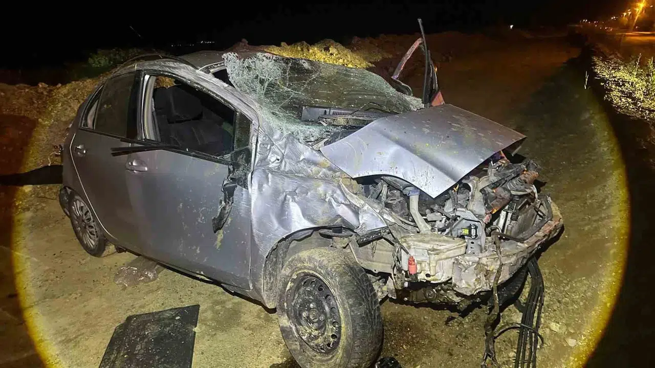 Keşan yolunda dehşet anları: Kontrolden çıkan otomobil takla attı, iki kişi hastanelik oldu