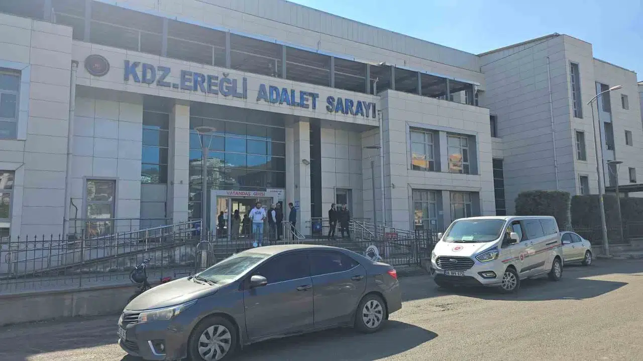 Özgürlüğünü kaybedeceğini anlayınca dehşet saçtı: Tutuklama kararını duyar duymaz adliye camından atladı