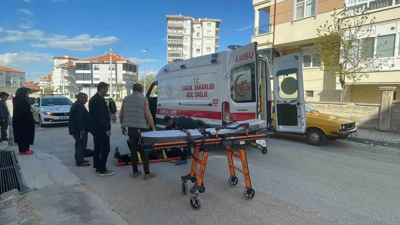 Karaman'da korkutan kaza: Kontrolden çıkan motosiklet metrelerce sürüklendi