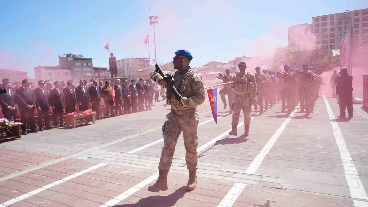 Muş’ta 109 yıllık gurur: Kurtuluş coşkusu meydanlara taştı