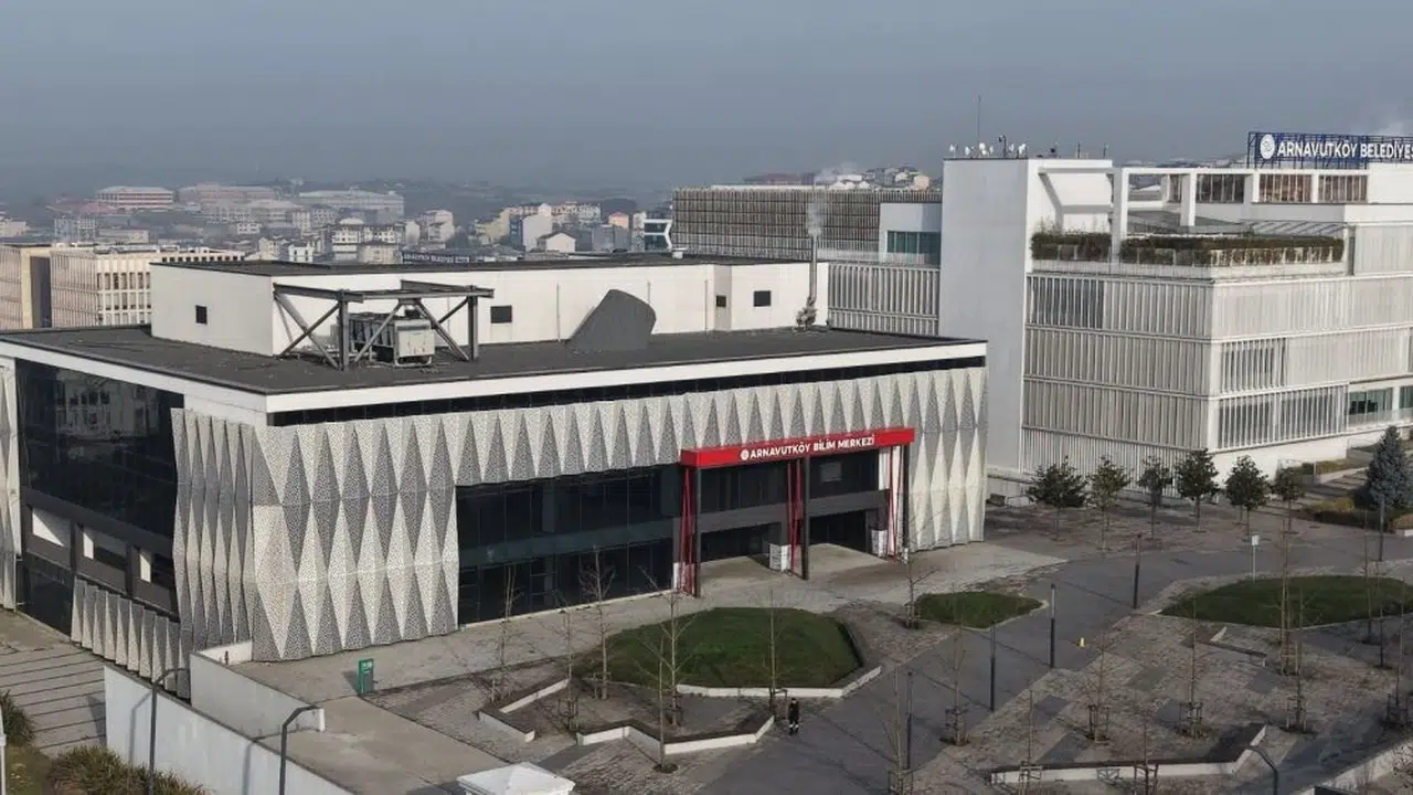 Arnavutköy’ün çehresi teknolojiyle değişiyor: Dev Ar-Ge üssü için resmi onay çıktı