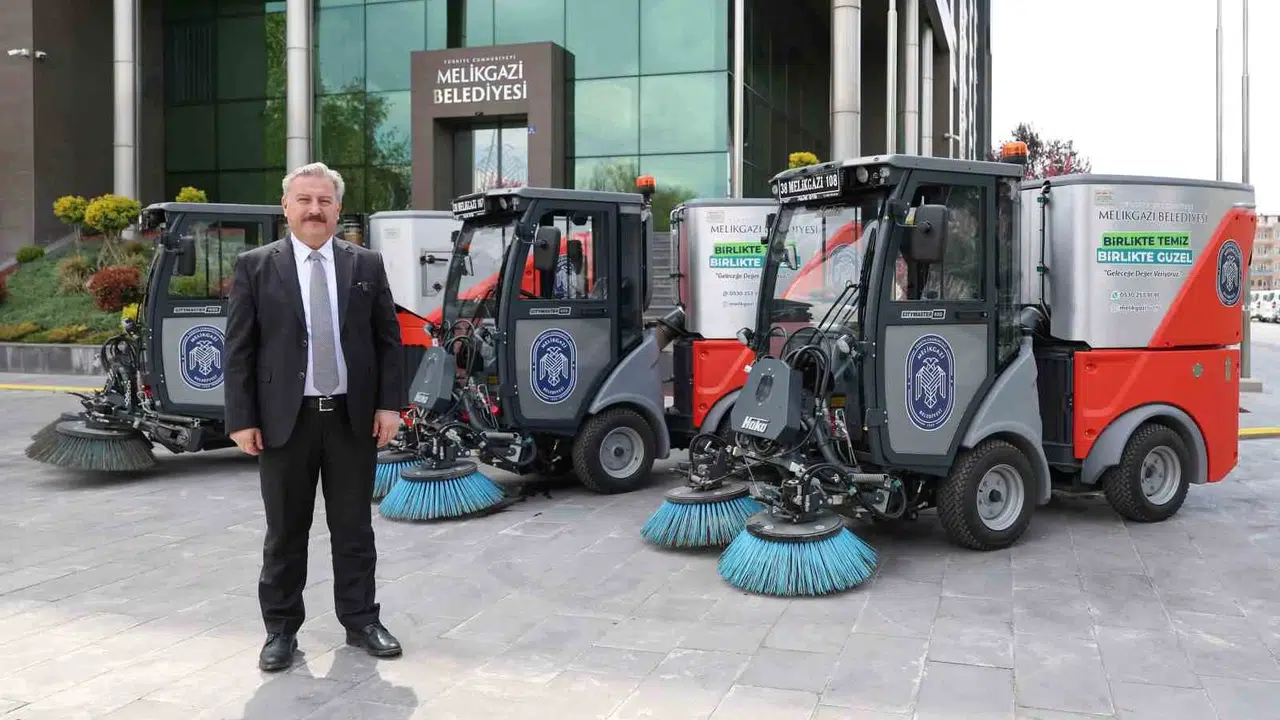 Melikgazi’de hizmette teknoloji dönemi: Sokaklar artık daha hızlı ve hijyenik temizlenecek