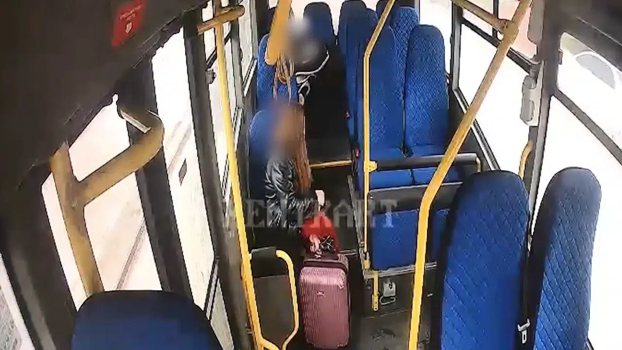 Düzce’de direksiyon başında insanlık dersi: Bayılan öğrenciyi rotasından sapıp hastaneye yetiştirdi