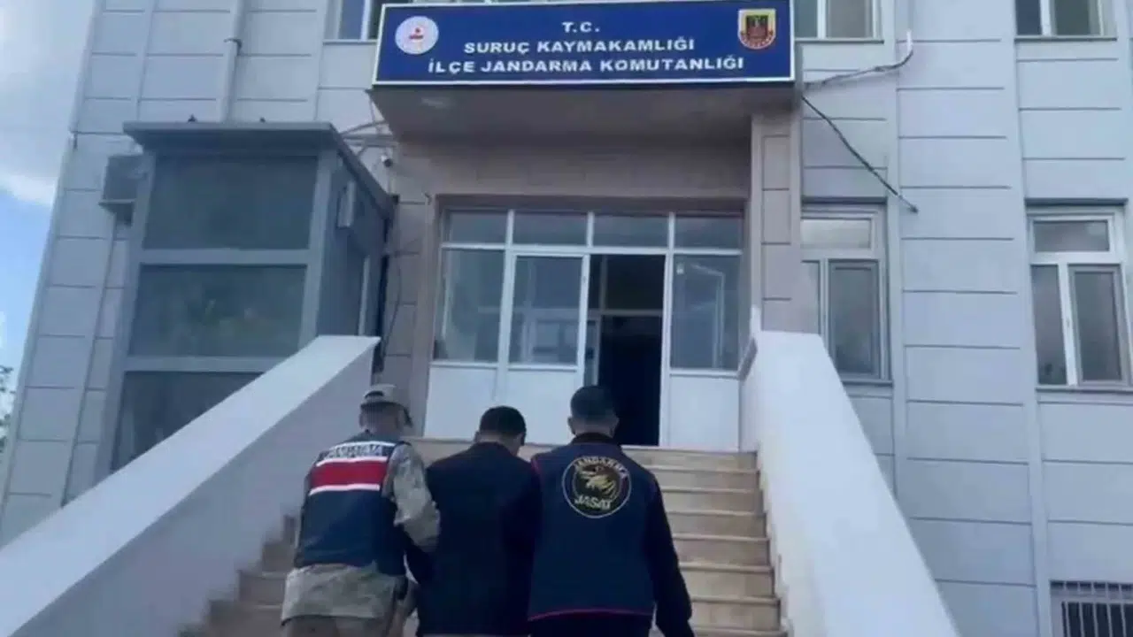 Suç dosyası kabarık firari Suruç'ta kıskıvrak yakalandı: Adalet yerini buldu
