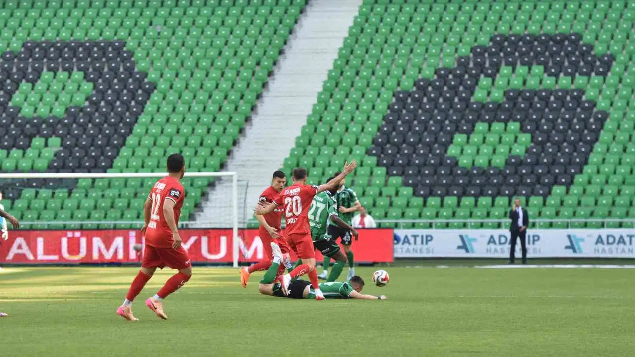 Sakarya'da Çorum fırtınası: Ev sahibi ağır yaralı