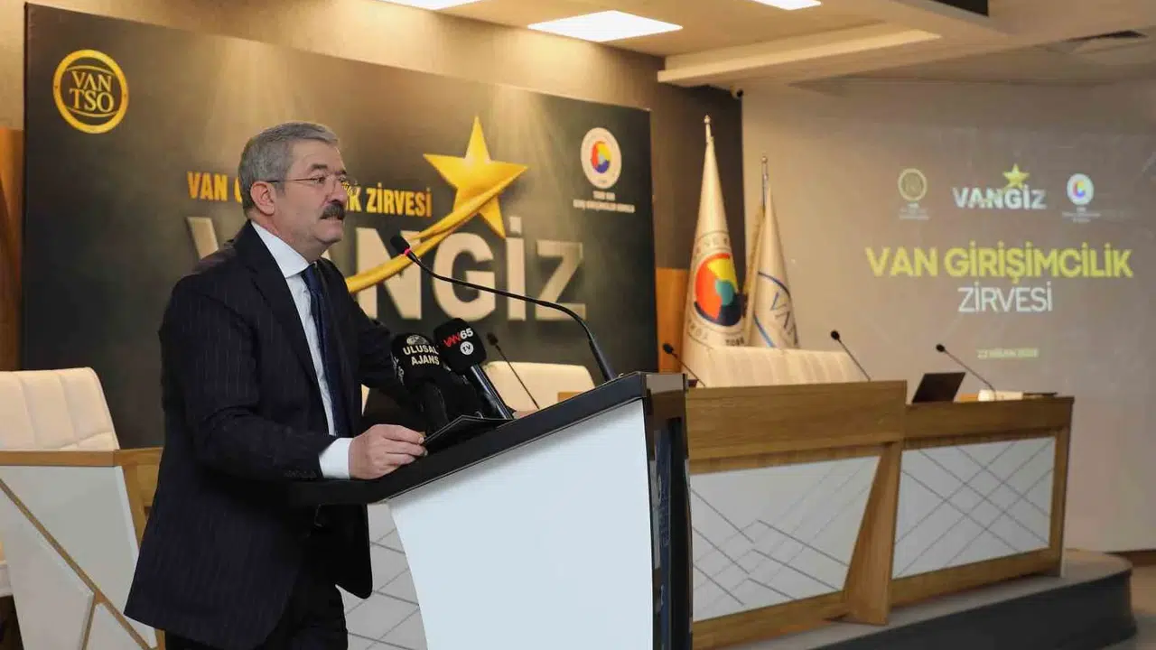 Van’da girişimcilik rüzgarı: Gençler iş dünyasının dev isimleriyle buluştu