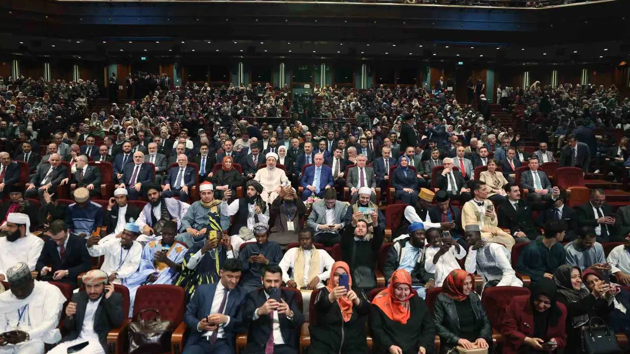 Erdoğan'dan İslam dünyasına birlik çağrısı: Zulme karşı tek vücut olmalıyız