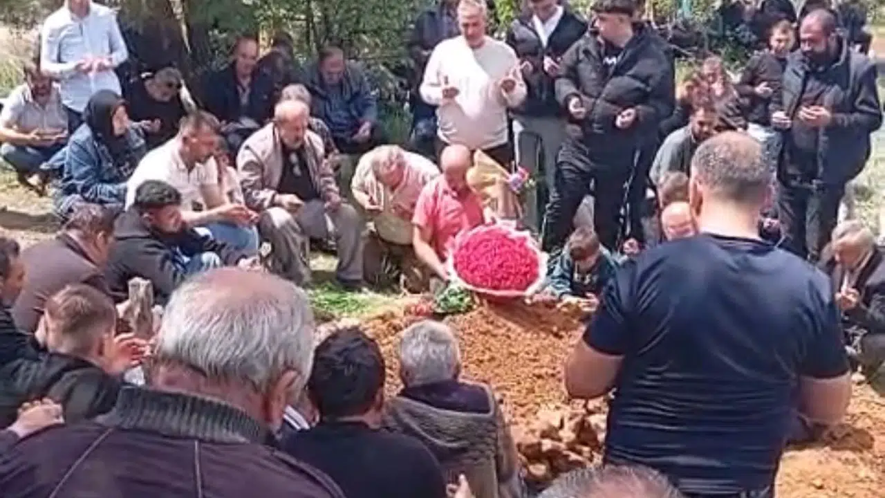Düğün günü gelen acı haber: Gelin çiçeği mezar taşına bırakıldı