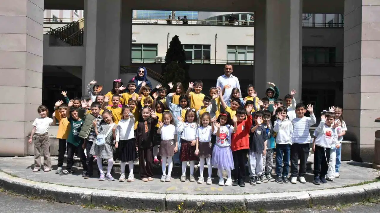 Minik öğrenciler doğanın gizemli dünyasını keşfetti: Düzce'de sıra dışı okul gezisi