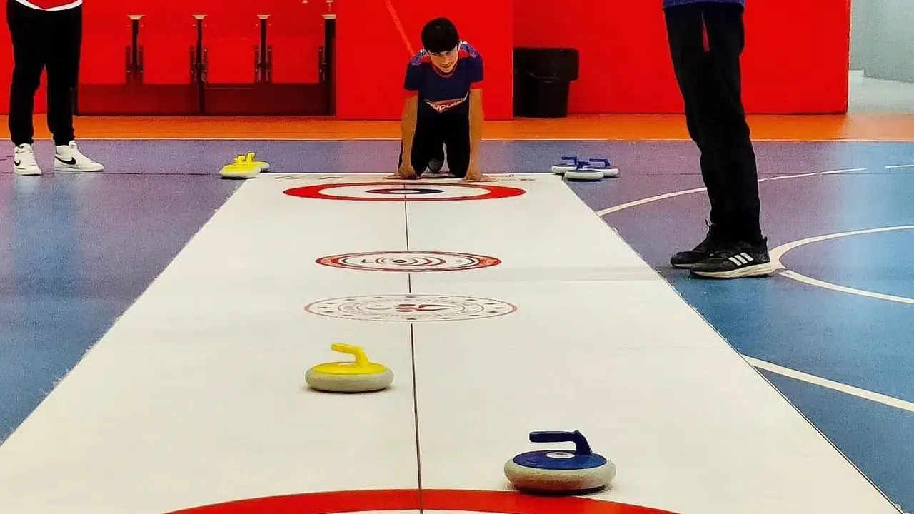 Denizli’de curling heyecanı: 156 sporcu Türkiye finalleri için parkeye iniyor