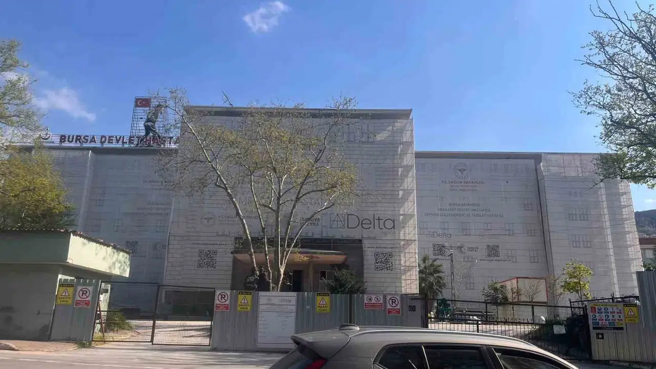 Bursa'da sağlıkta satış iddialarına noktayı koydu: Milletvekili Özen'den net açıklama