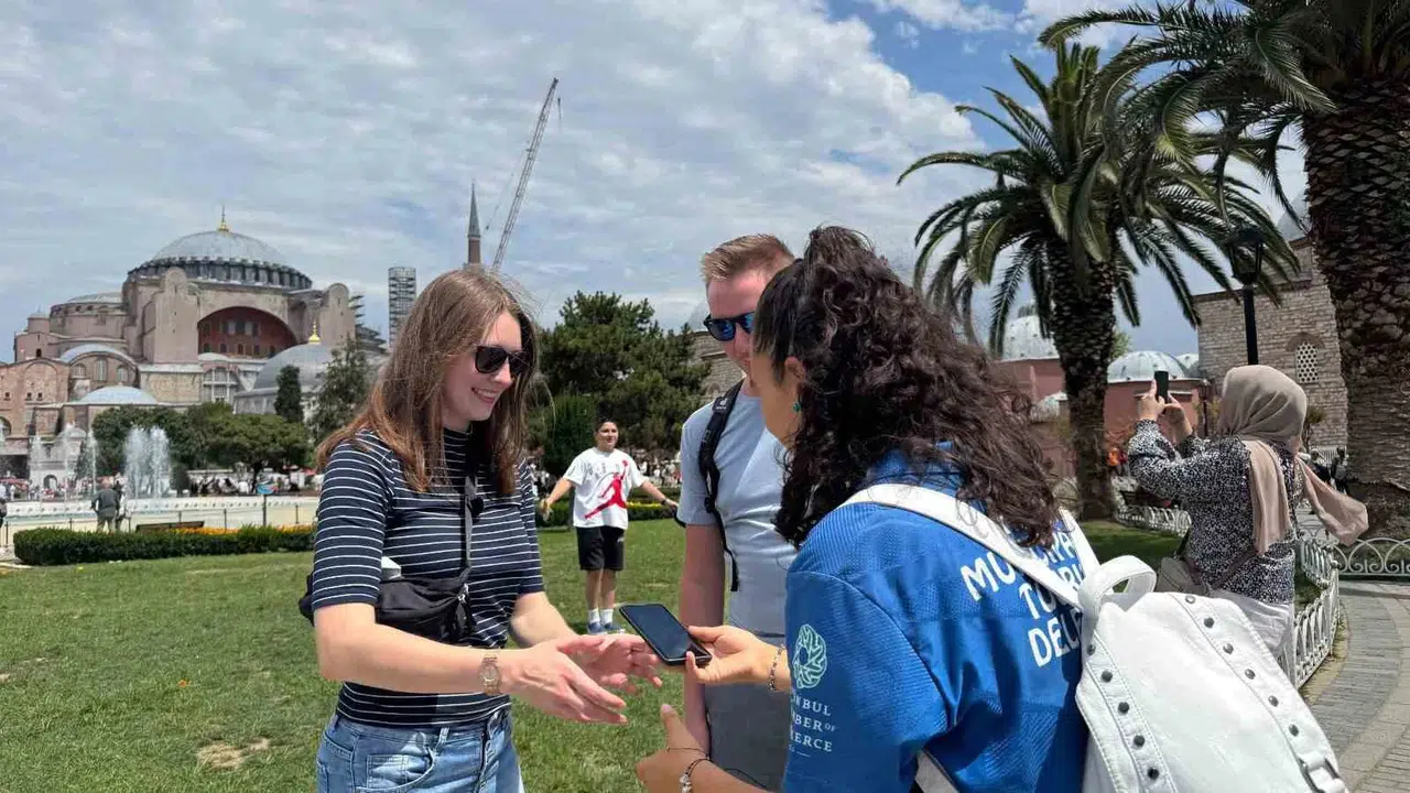 İstanbul’un kalbinde unutulmaz bir yaz: Gençler için turizm elçiliği kapıları aralandı