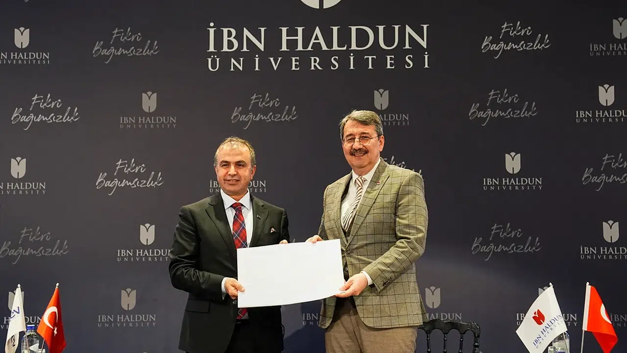 İngilizce eğitiminde ezber bozan iş birliği: İbn Haldun Üniversitesi ve YETEV'den devrim niteliğinde model