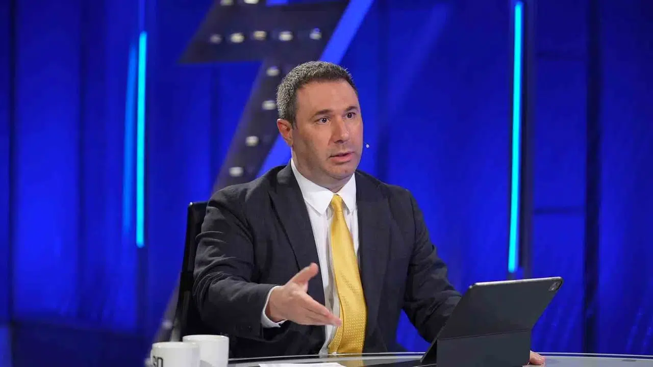 Fenerbahçe’de yeni dönem vizyonu: Barış Göktürk sistem değişikliği için sahaya iniyor