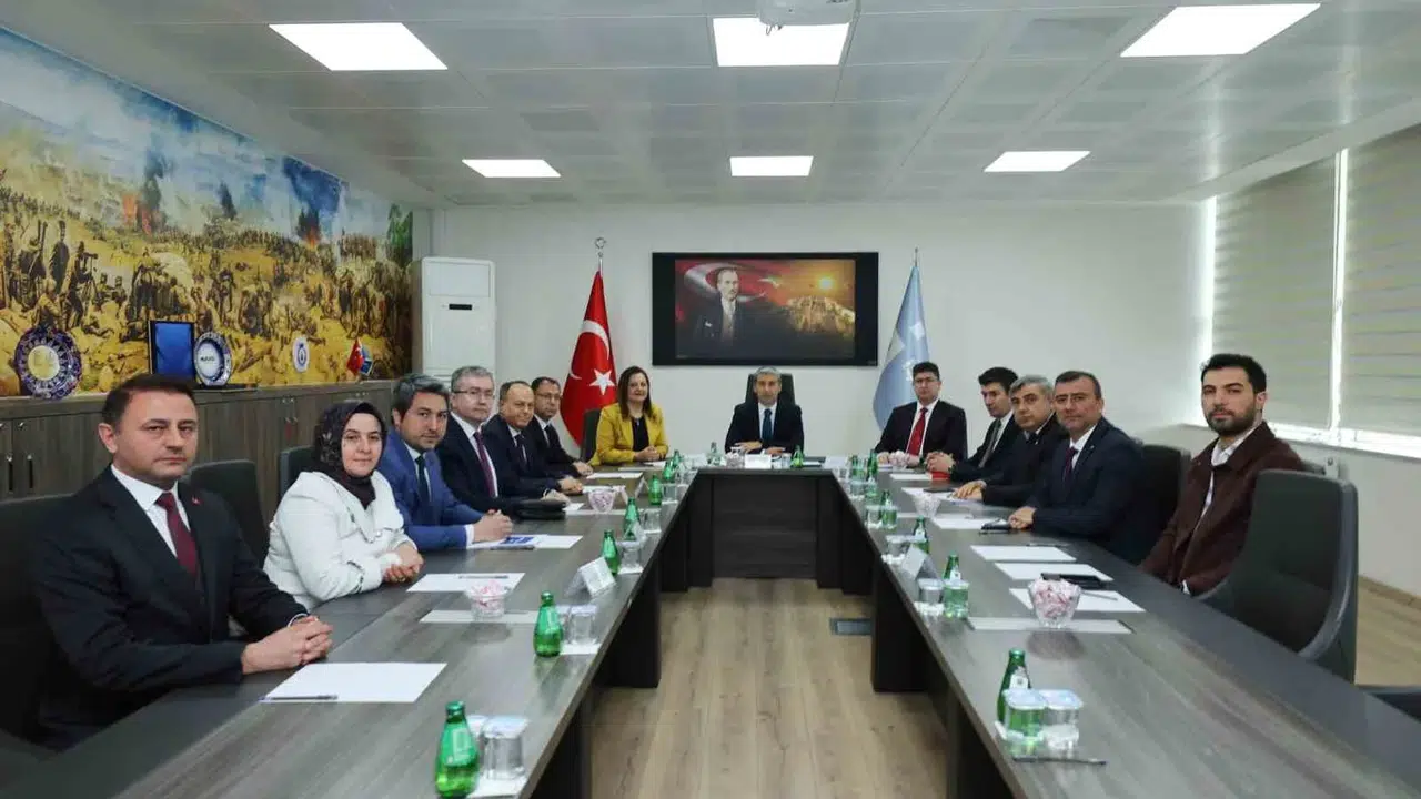 Afyonkarahisar’da istihdam seferberliği: Vali Aktaş’tan kritik koordinasyon vurgusu