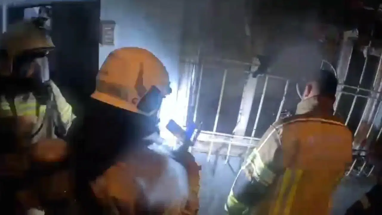 Diyarbakır’da nefes kesen anlar: İtfaiye erlerinin alevlerle mücadelesi kask kamerasında