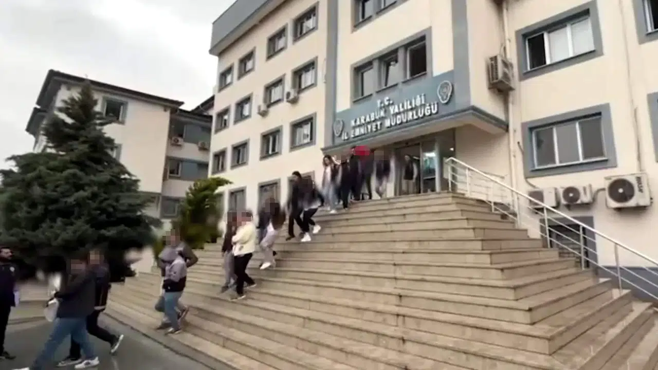 Yatırım vaadiyle milyonları çarptılar: 57 milyonluk siber vurgun şebekesine büyük darbe