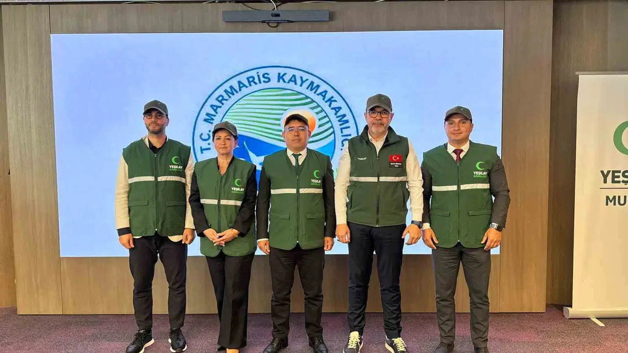 Marmaris’te raketler bağımsız bir gelecek için sallanacak: Gençler sporda buluşuyor
