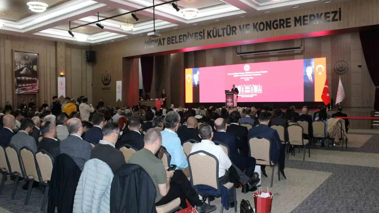 Mezopotamya’nın kalbi Midyat tarihi miras için toplandı: 34 kurul bir araya geldi