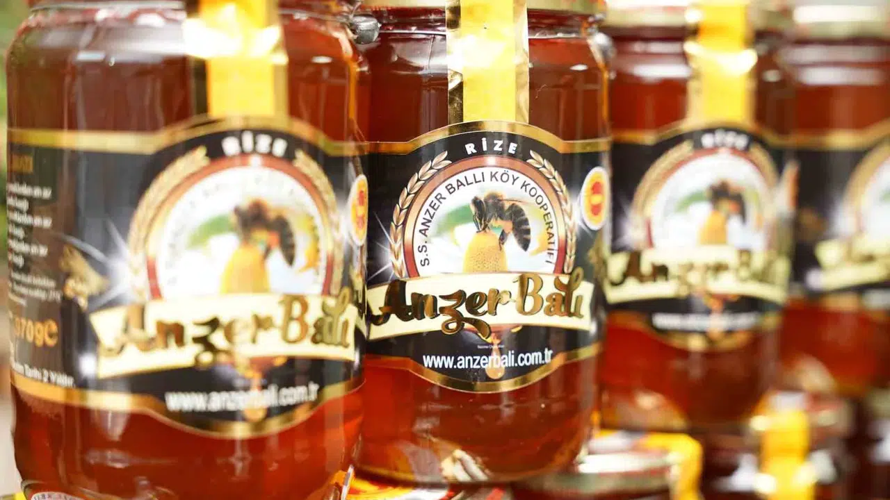 Anzer balında sahtekarlık alarmı: Tahlil gecikince piyasa taklitlere kaldı