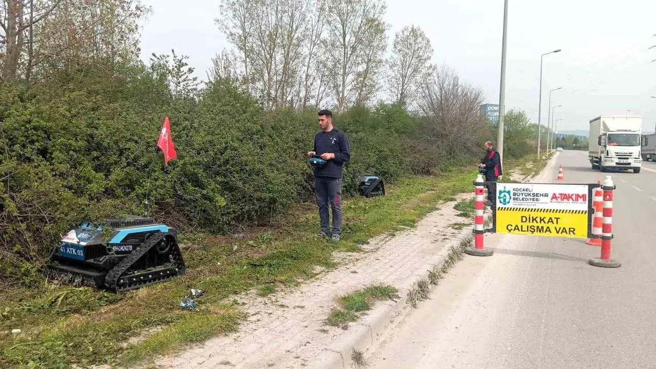 Sürücülerin korkulu rüyası olan o bitkiler artık tarih oluyor:  Çalı canavarı  sahaya indi