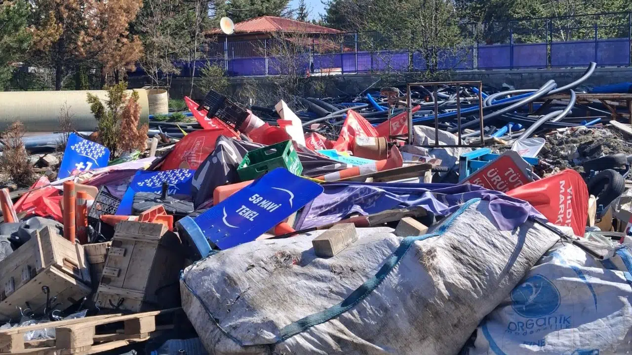 Sivas'ta kaldırımlar işgalden kurtuluyor: Zabıta ekipleri sahaya indi